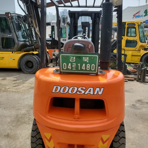 두산 D30SE-5(1480) 3톤