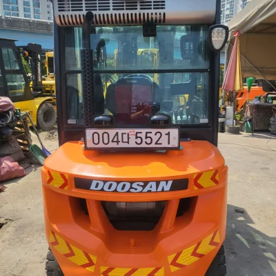 두산 D30S-7 (5521) 3톤